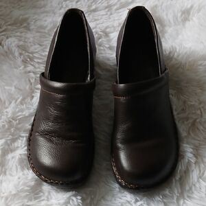 Sonoma Brown Leather Mules